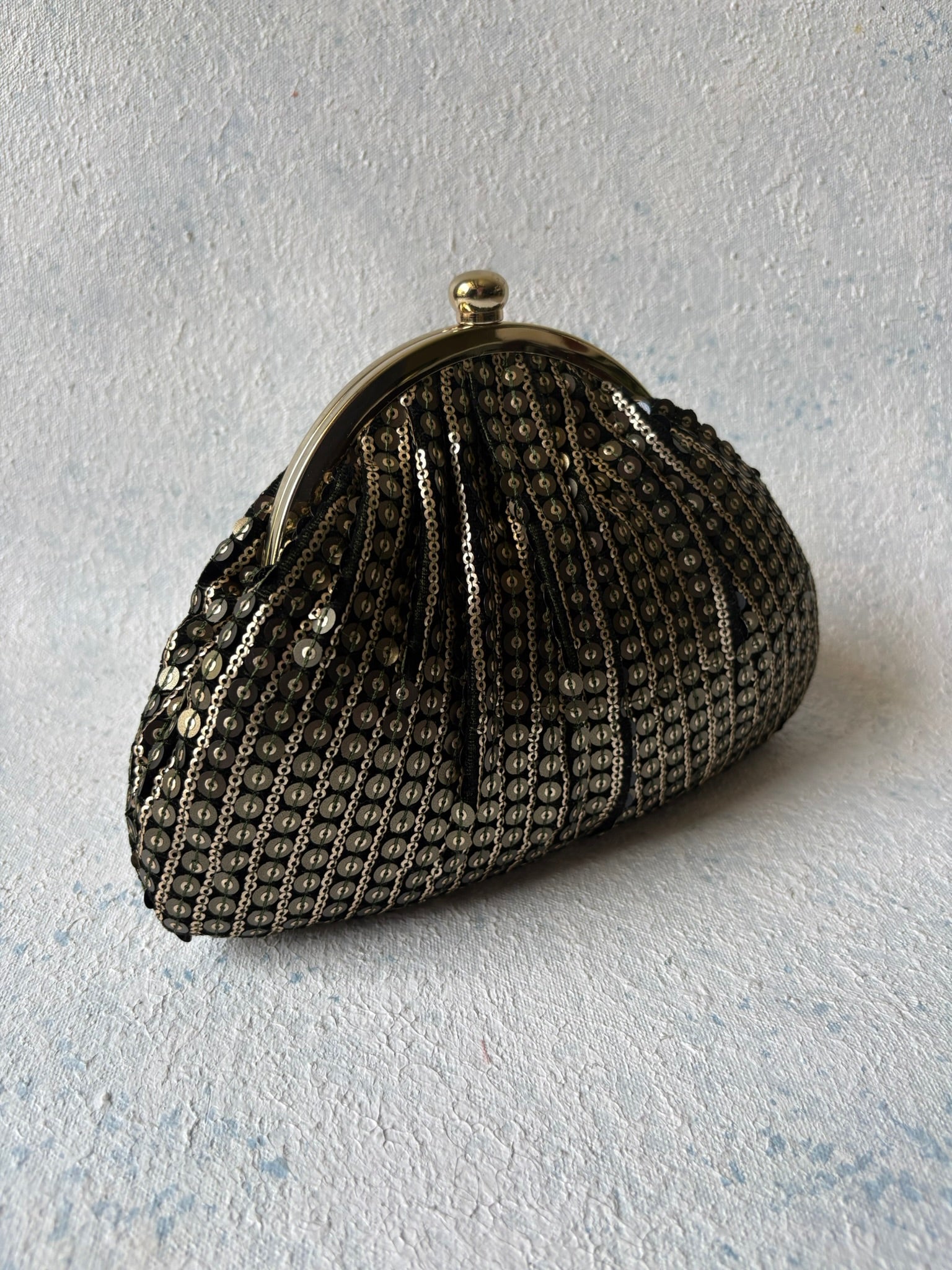 The Alva Clutch