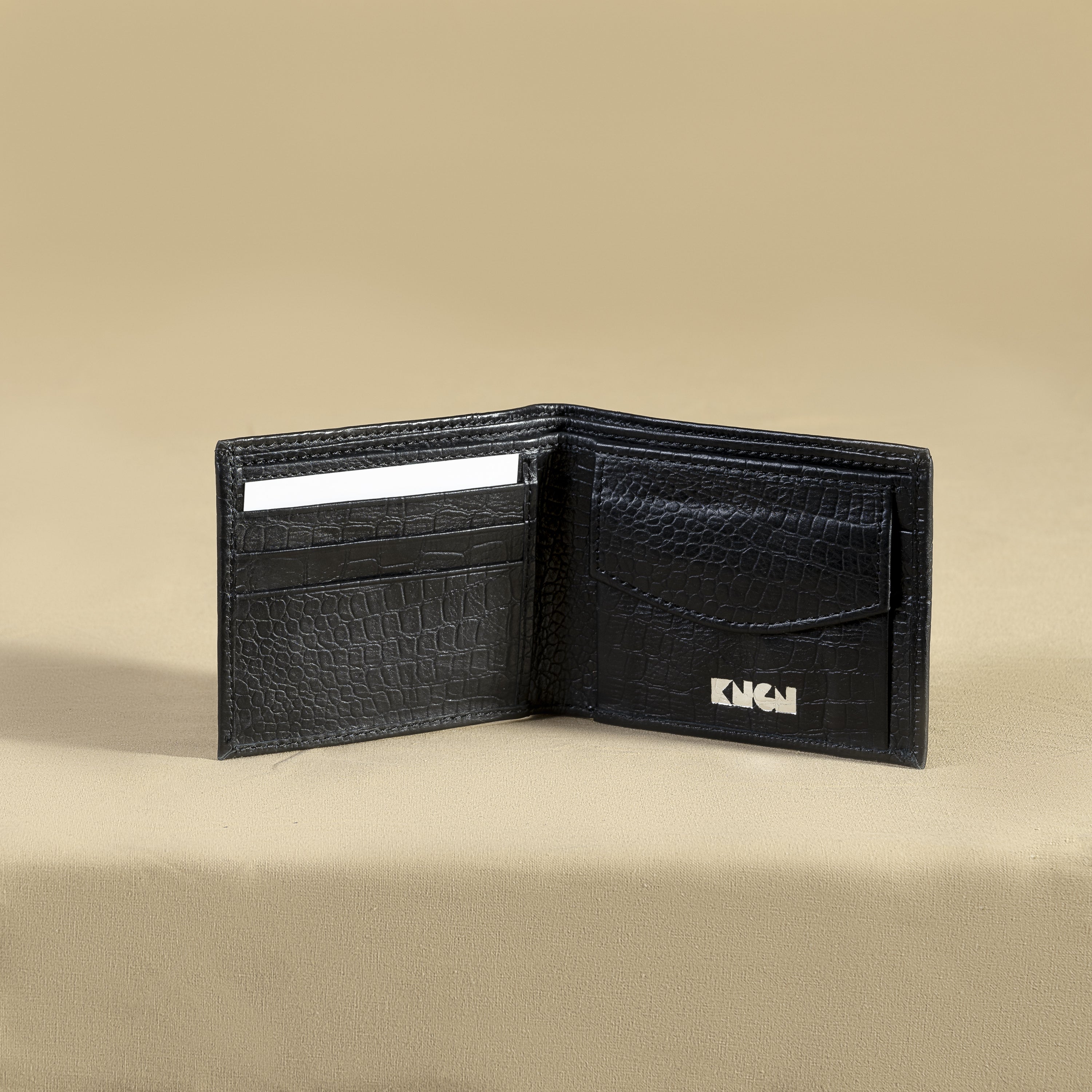 Black Vintage Classic Wallet with coin pocket