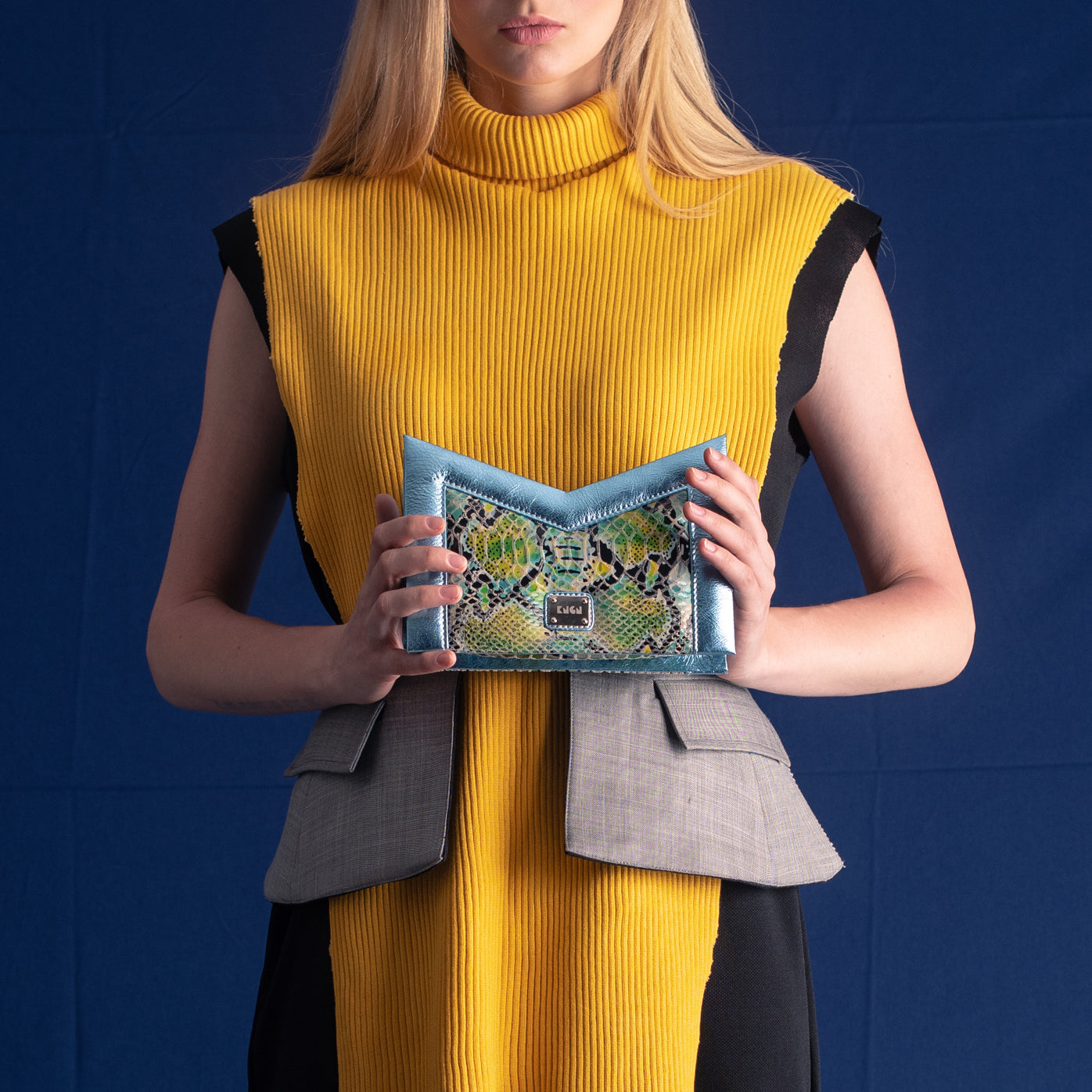 K Clutch ( Blue)