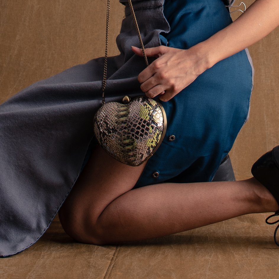 StudioBackdrops-Models 10175